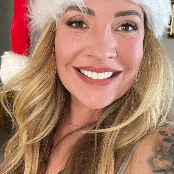 Meet your Posher, Angela - Picture 1 of 1